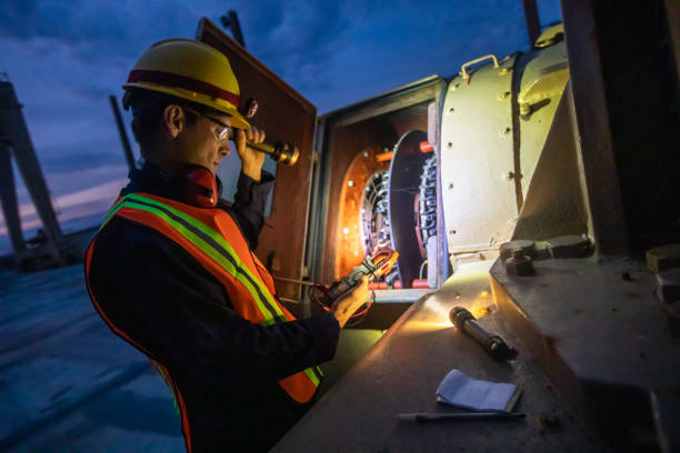 Best Electrical Contractors for Businesses  in Mledgevle, IL