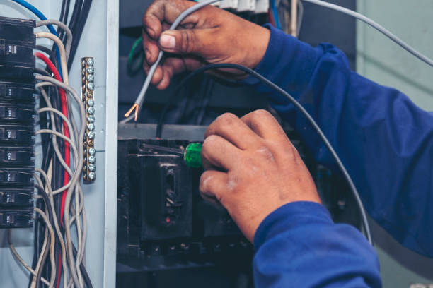 Best Affordable Emergency Electrician  in Mledgevle, IL